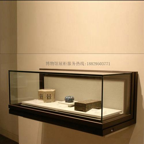 懸藏之美 深圳市實創博物館懸掛式展柜如何守護收藏品的“空中舞臺”